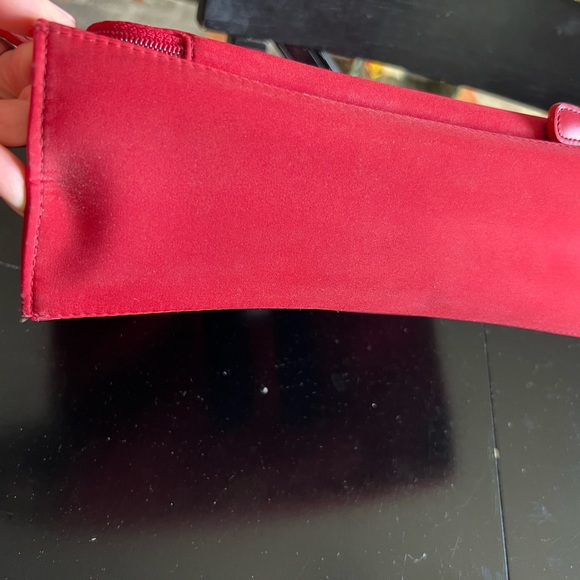 ❤️Tommy Hilfiger purse❤️❤️ built in wallet on back! - Picture 4 of 7